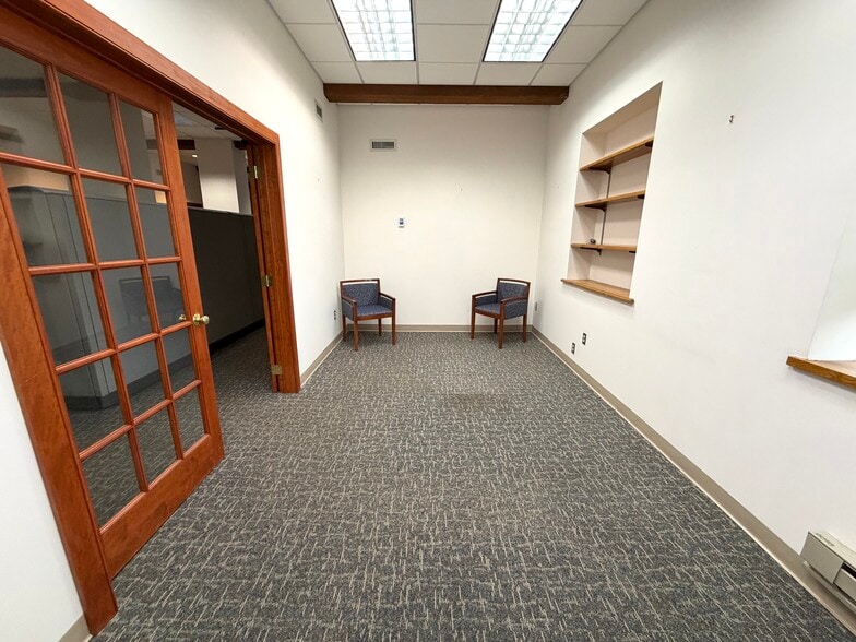 More Photos Of 22 S 2nd St, Emmaus Loft Creative Space For Lease