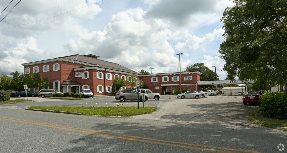 More Photos Of 164 NW Madison St, Lake City Medical For Lease