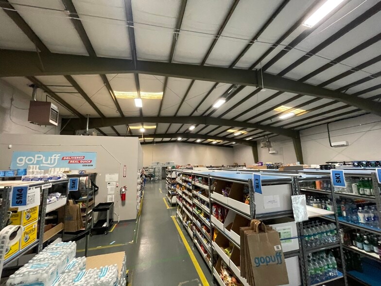 More Photos Of 1180 Ford St SE, Salem Warehouse For Lease