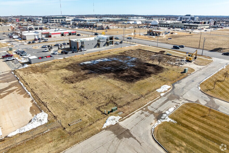 More Photos Of 1350 Blairs Ferry Rd NE, Cedar Rapids Land For Lease