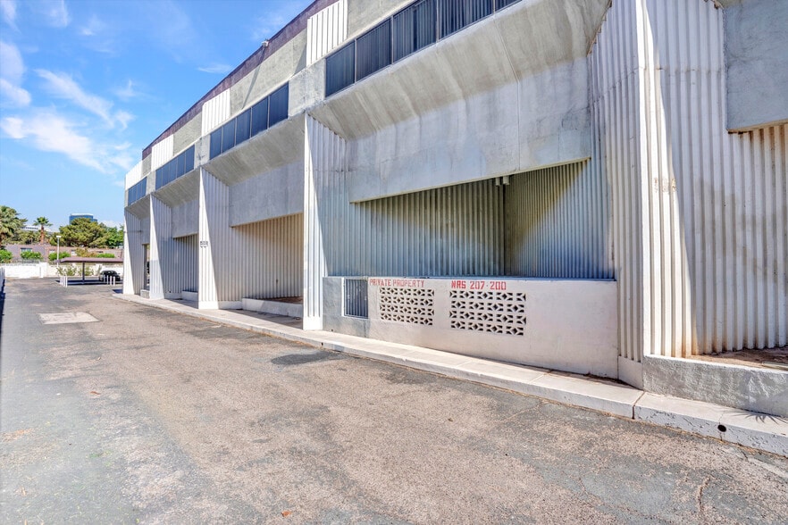 More Photos Of 2929 S Maryland Pky, Las Vegas Medical For Sale