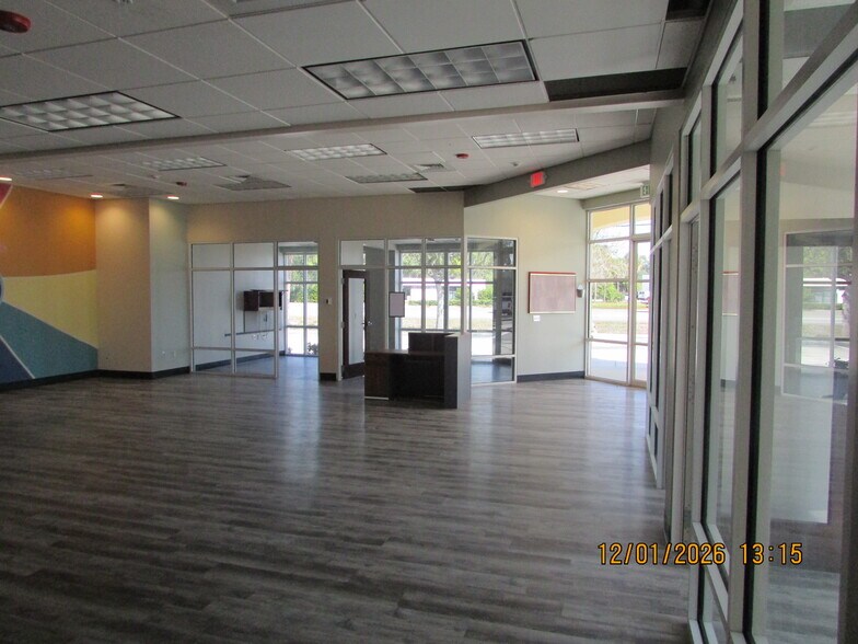 More Photos Of 18940 S Tamiami Trl, Fort Myers Medical For Lease