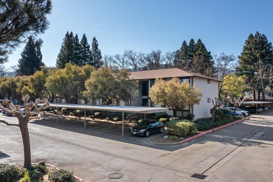 More Photos Of 505-531 Capps Ln, Ukiah Apartments For Sale
