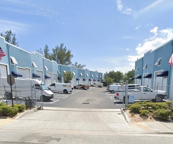 Primary Photo Of 958 Service St, West Palm Beach Warehouse For Lease