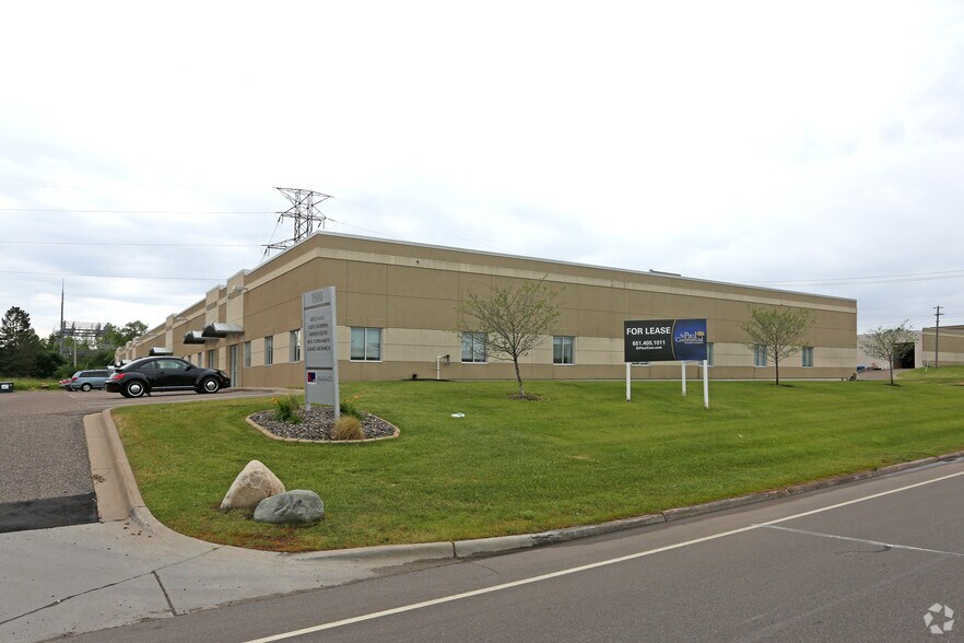 More Photos Of 1900 Oakcrest Ave, Roseville Light Manufacturing For Lease