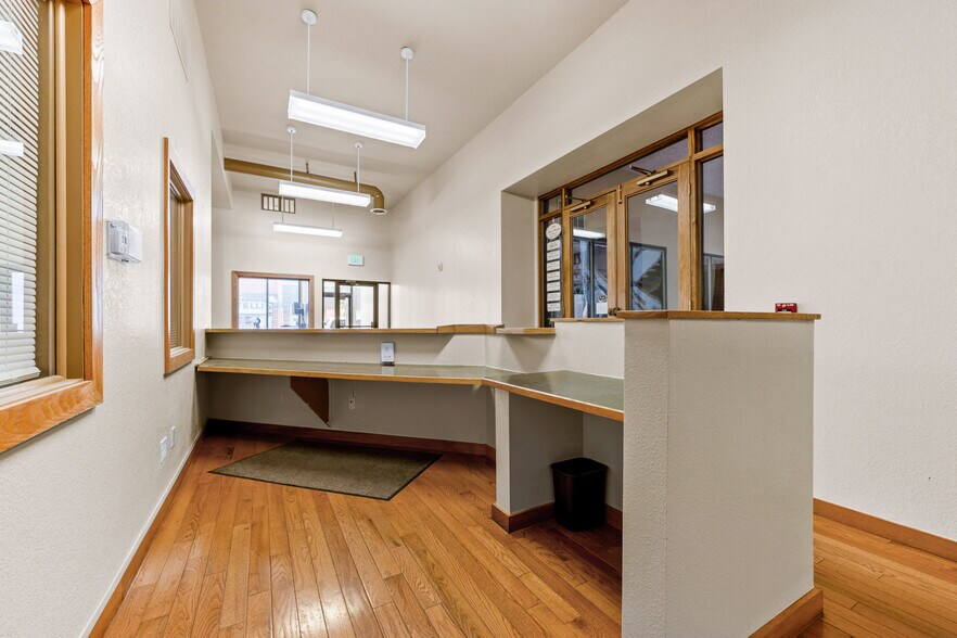 More Photos Of 136 W Main St, Trinidad Office For Sale