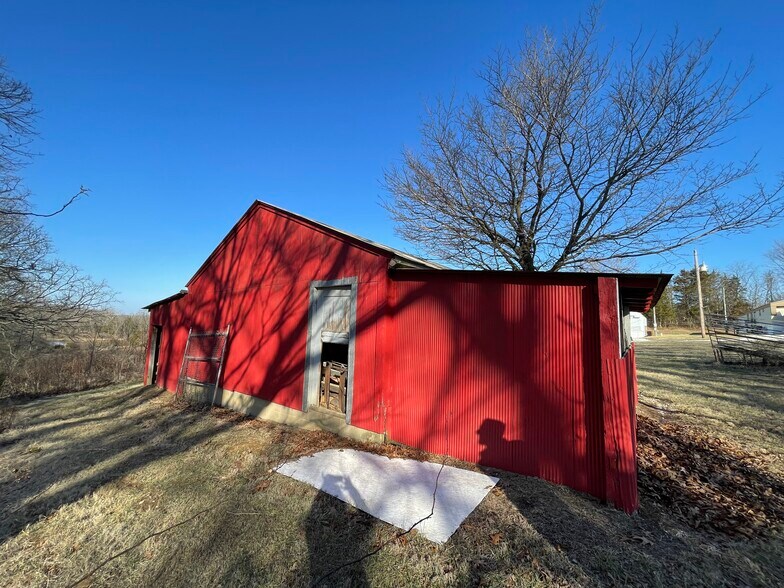 More Photos Of 2902 Clay St, De Soto Manufactured Housing Mobile Home Park For Sale