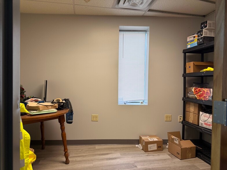 More Photos Of 1200 Morgantown Ave, Fairmont Warehouse For Sale