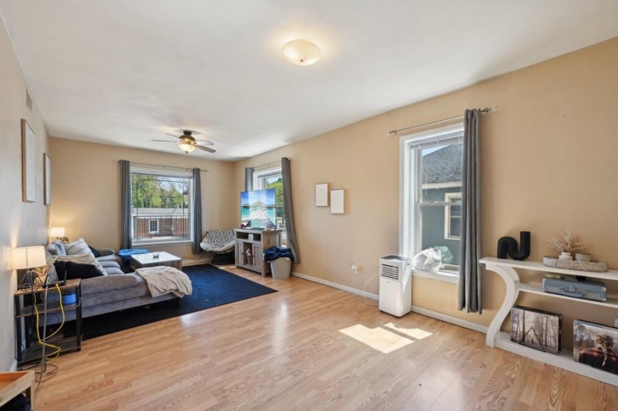 More Photos Of 108 N Main St, Edgerton Apartments For Sale