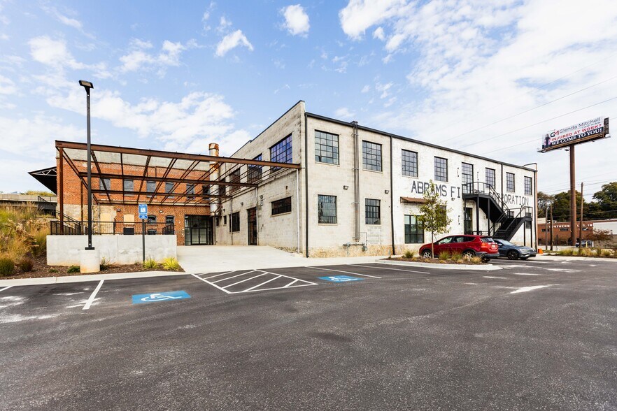 More Photos Of 565 Northside Dr, Atlanta Coworking Space