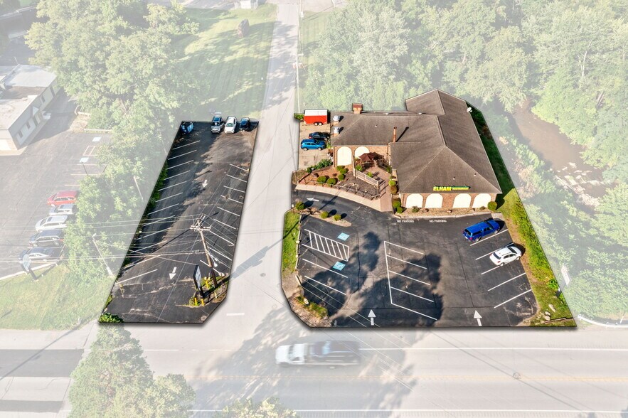 More Photos Of 2001 E Washington St, New Castle Restaurant For Sale