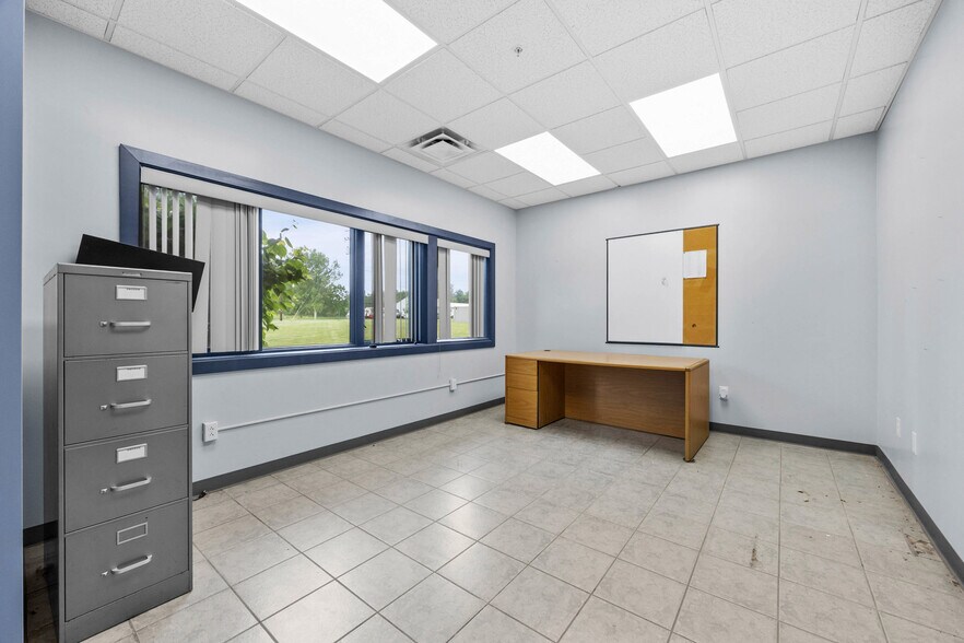 More Photos Of 294 Gambee Rd, Geneva Warehouse For Sale