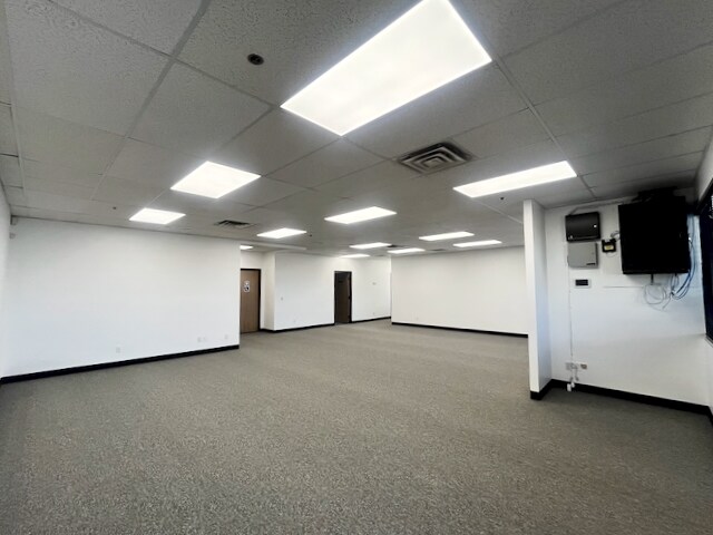 More Photos Of 6431 W Sahara Ave, Las Vegas Loft Creative Space For Lease