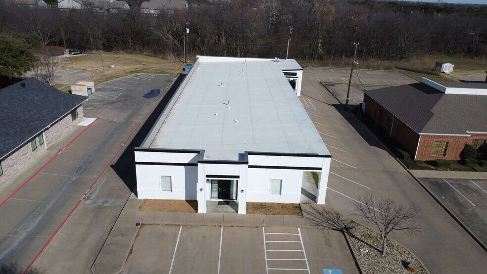 More Photos Of 504 N Ridgeway Dr, Cleburne Office For Lease