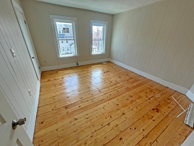 More Photos Of 2-24 D St, Whitinsville Apartments For Sale