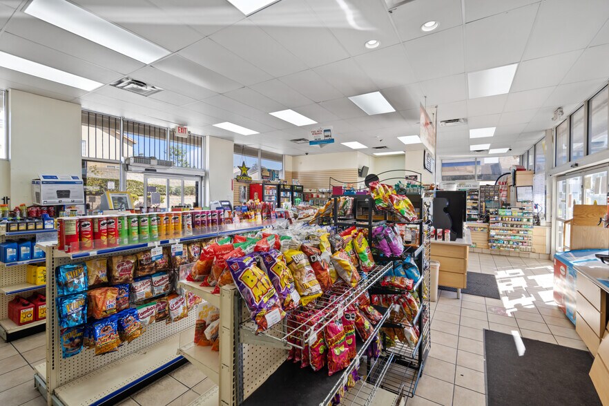 More Photos Of 15354 La Mirada Blvd, La Mirada General Retail For Sale