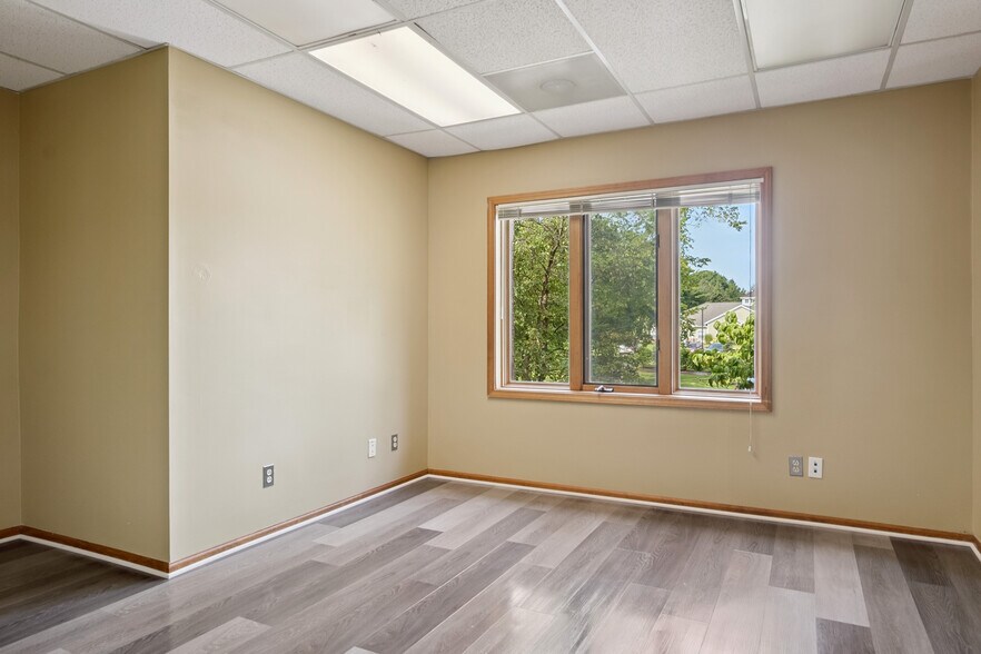 More Photos Of 1181 N Milford Rd, Milford Medical For Lease