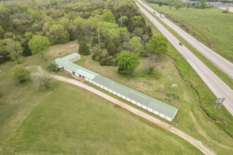 More Photos Of 99 Roper Dr, Park Hills Self Storage For Sale