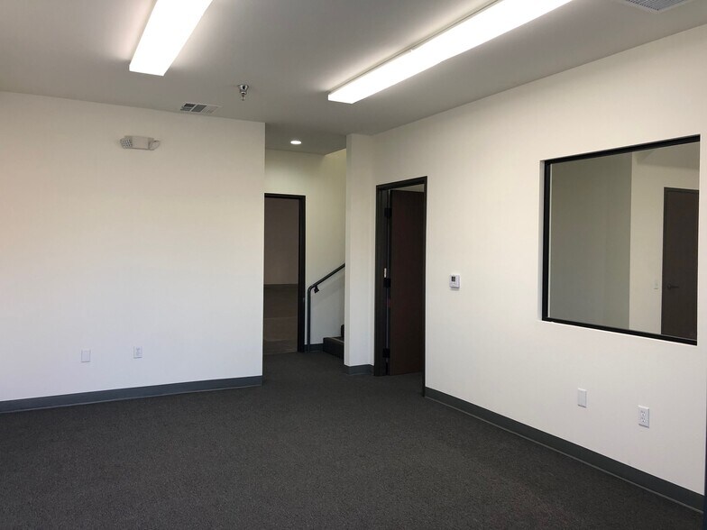 More Photos Of 2407 Chico Ave, South El Monte Warehouse For Lease