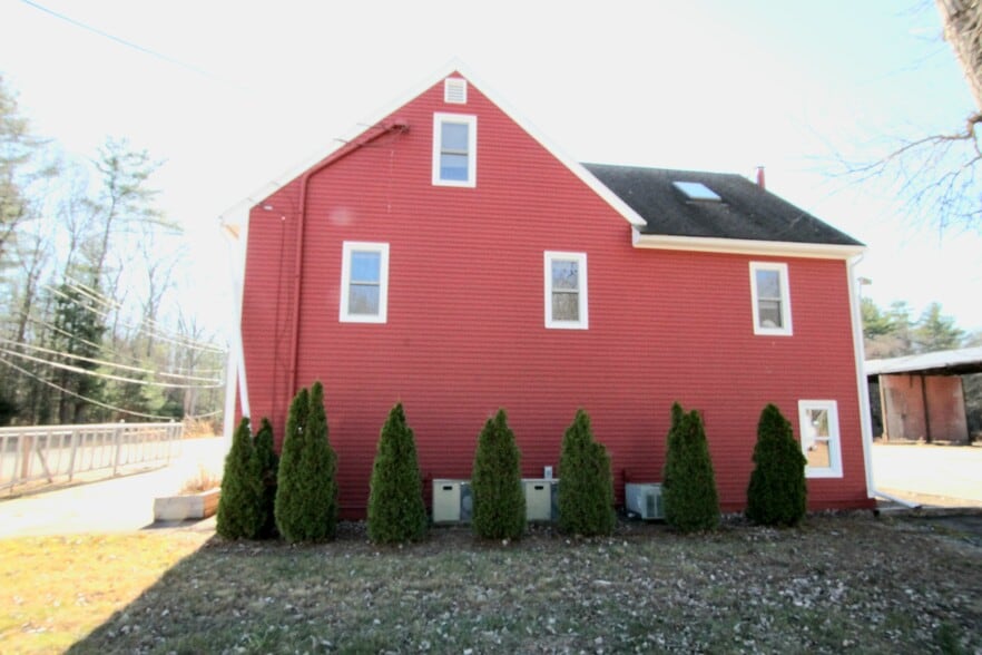 More Photos Of 9 Old Westminster Rd, Hubbardston Warehouse For Sale