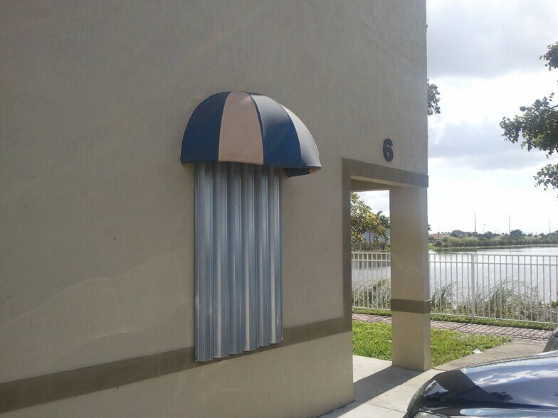 More Photos Of 10810 NW 138th St, Hialeah Warehouse For Sale