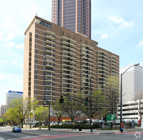 More Photos Of 620 Peachtree St NE, Atlanta Loft Creative Space For Lease