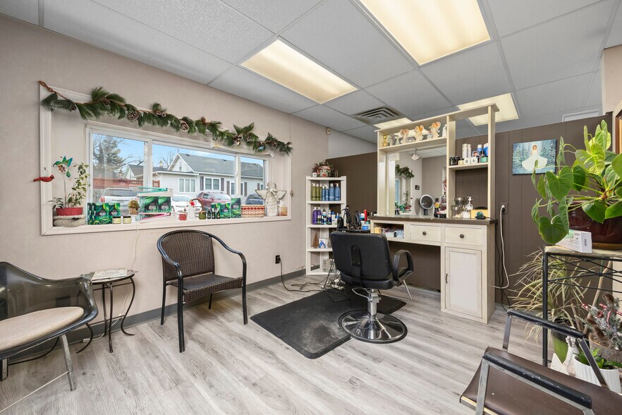 More Photos Of 1801 Croghan St, Fremont Storefront Retail Residential For Sale