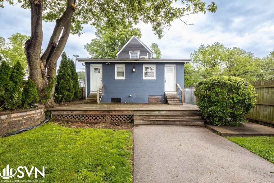 More Photos Of 240 E Third St, Lexington Office For Sale