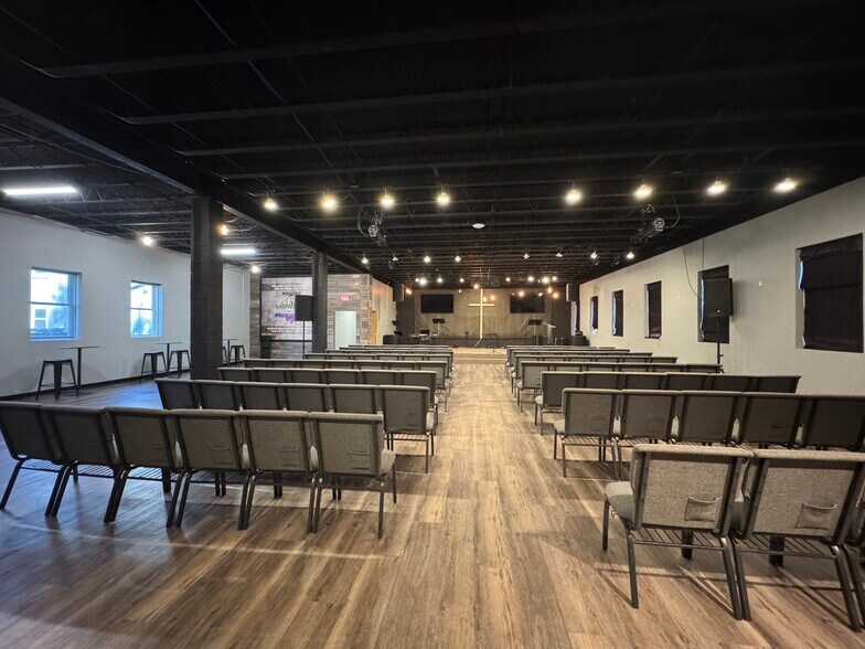 More Photos Of 2100 S 51st St, Omaha Religious Facility For Sale