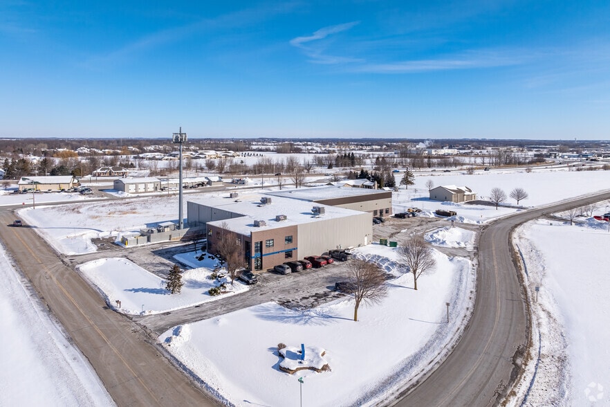 More Photos Of N1266 Technical Dr, Greenville Industrial For Lease