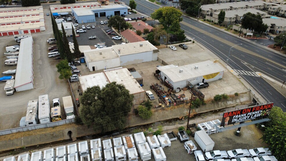 More Photos Of 3805 Madison Ave, North Highlands General Retail For Sale