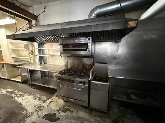 More Photos Of 1383 Washington St, Newton Storefront Retail Office For Lease