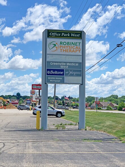 More Photos Of 1810 W Washington St, Greenville Office For Lease