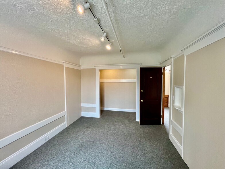 More Photos Of 100-112 Gough St, San Francisco Office Residential For Lease