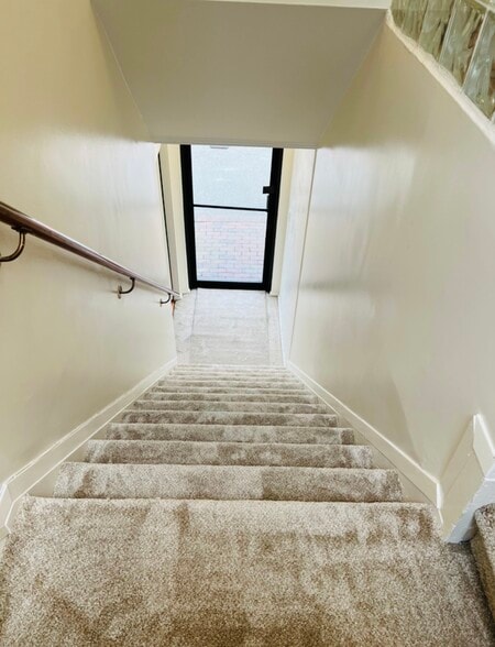 More Photos Of 239 Roslyn Rd, Roslyn Heights Medical For Sale