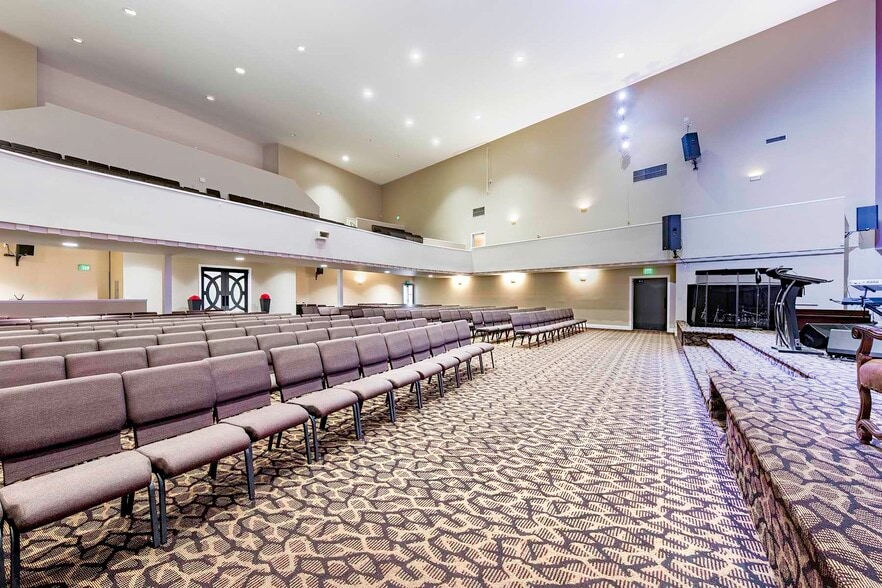 More Photos Of 3435 San Anseline Ave, Long Beach Religious Facility For Sale