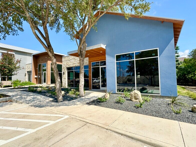 More Photos Of 6705 W Hausman Rd, San Antonio Medical For Lease