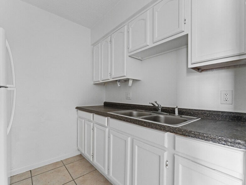 More Photos Of , Saint Petersburg Unknown For Sale