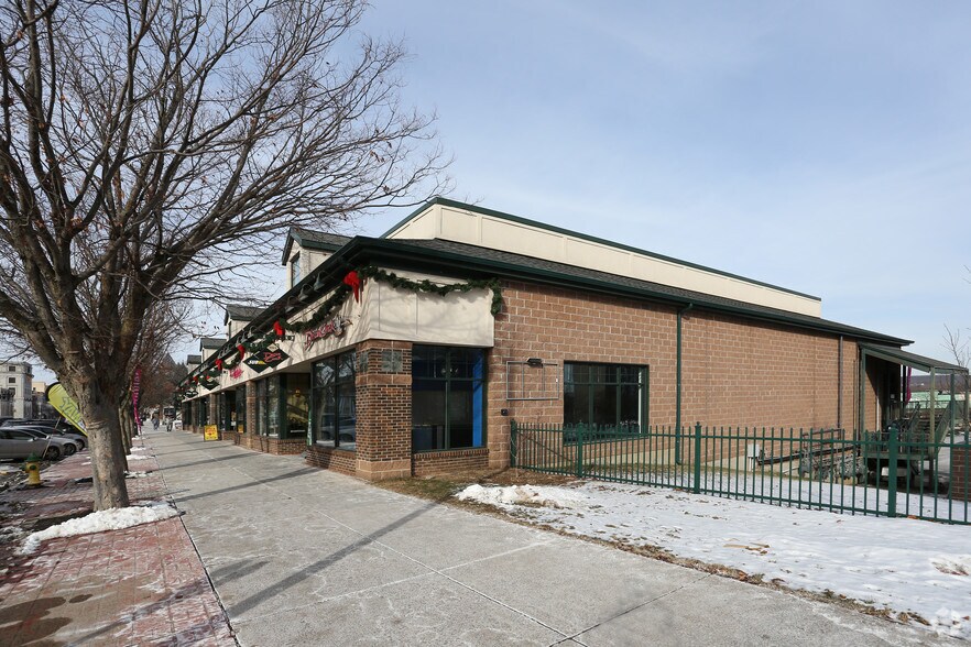 More Photos Of 200 Main St, Middletown Unknown For Lease