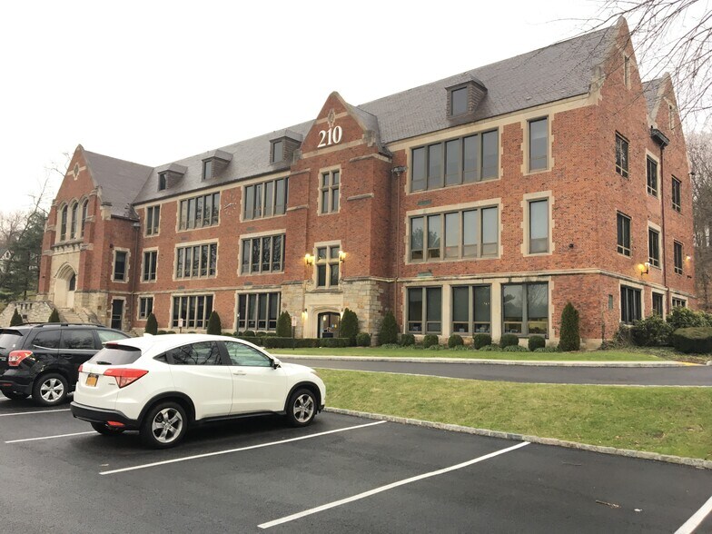 More Photos Of 210 N Central Ave, Hartsdale Medical For Lease