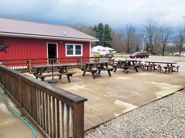 More Photos Of 7517 Pymatuning Lake Rd, Williamsfield General Retail For Sale