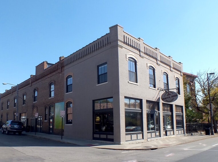 Primary Photo Of 1288 N High St, Columbus Apartments For Lease