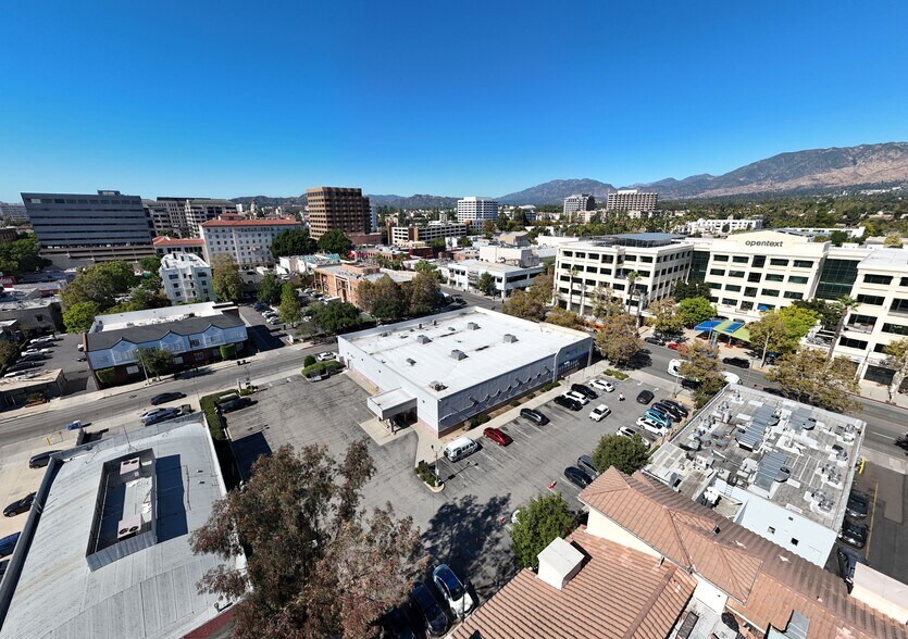 More Photos Of 1038 E Colorado Blvd, Pasadena Drugstore For Lease