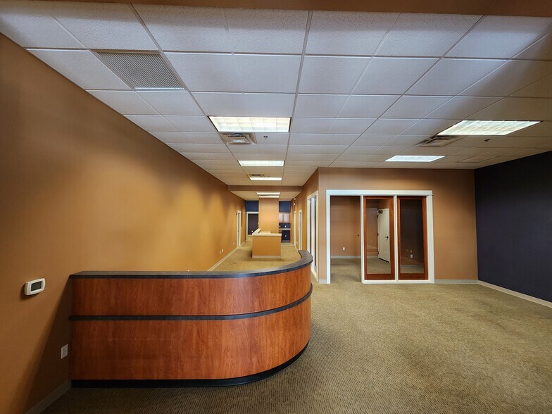 More Photos Of 180 Lithia Way, Ashland Office Residential For Sale