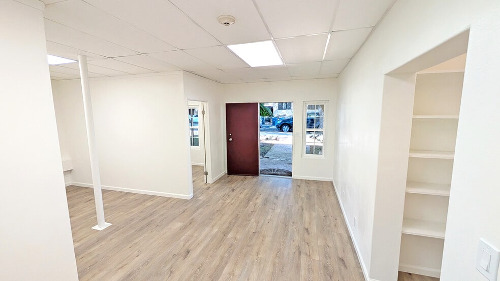 More Photos Of 100-104 W Arrellaga St, Santa Barbara Office For Lease