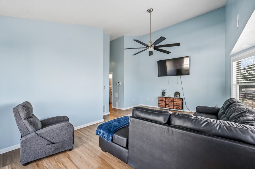More Photos Of 5214 Old Lake Rd, Geneva Apartments For Sale