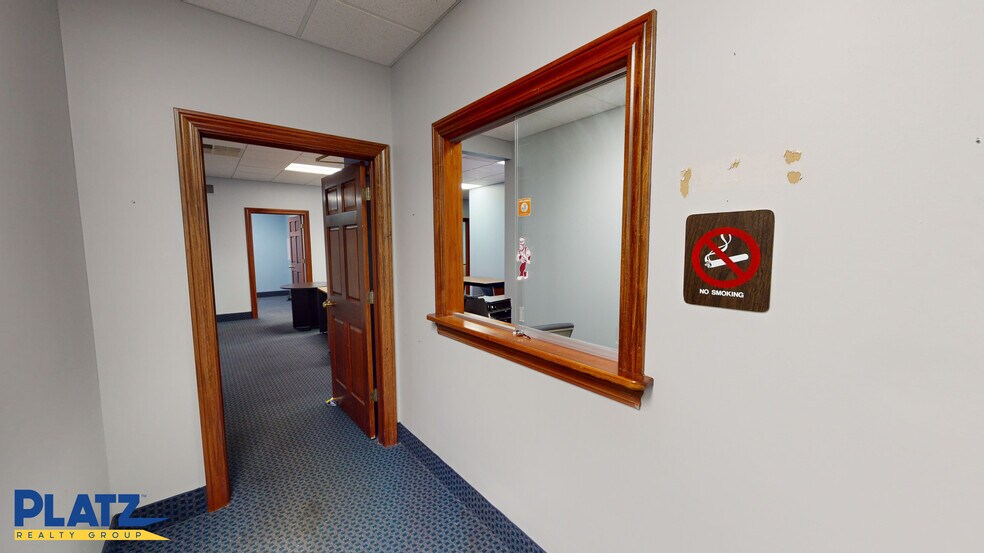 More Photos Of 970 Windham Ct, Youngstown Office For Lease