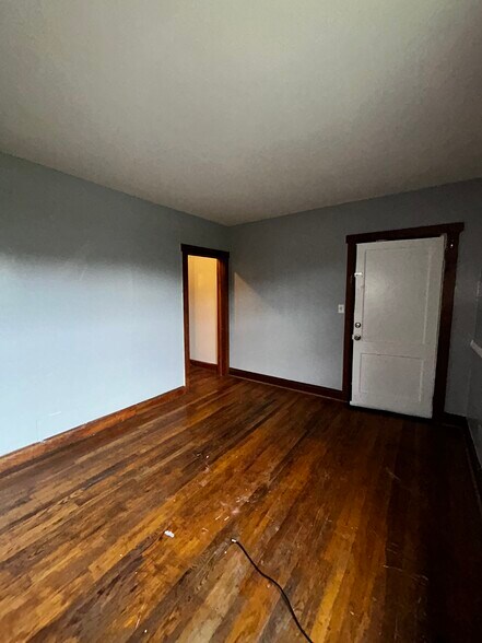 More Photos Of 579 Botetourt Rd, Fincastle Apartments For Sale