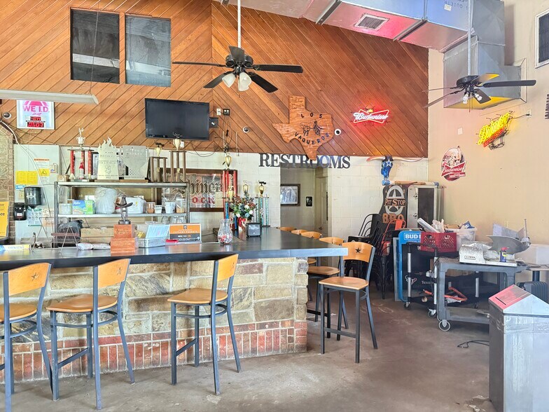 More Photos Of 2216 Gulf Fwy, La Marque Restaurant For Sale