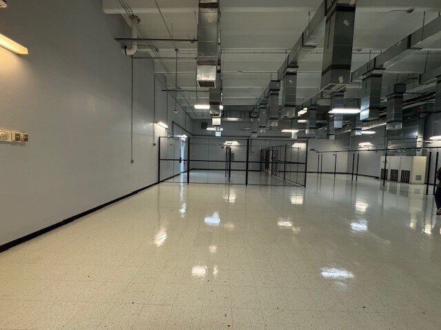 More Photos Of 3701 NW 82nd Ave, Doral Industrial For Lease